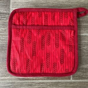 King Arthur MuKitchen Pot Holder Red Mini Wheat Stripe Pattern Holiday Gift NWOT